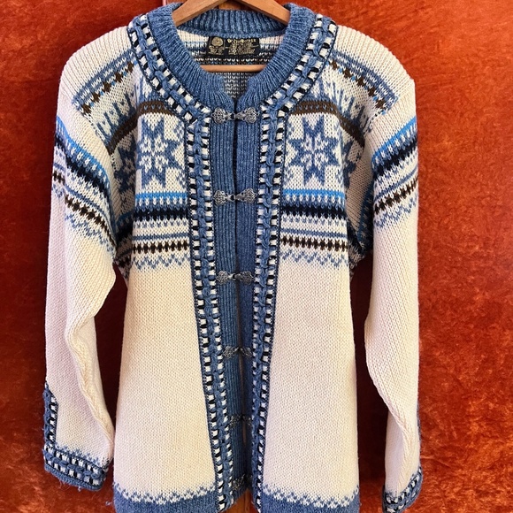 VINTAGE NORDSTRIKK WOOL CARDIGAN SWEATER - Picture 5 of 10